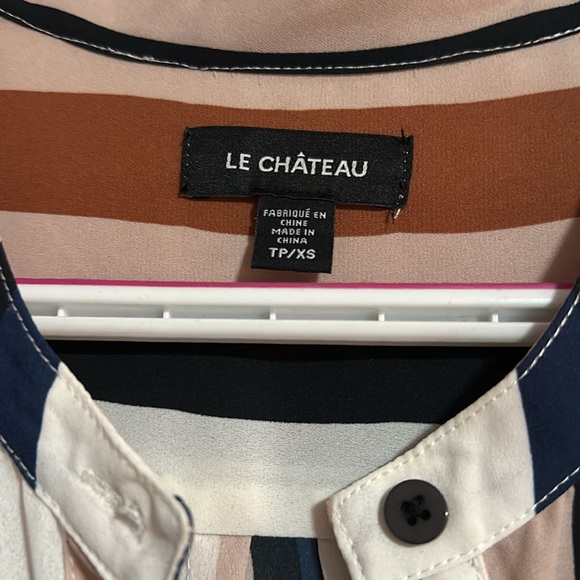 Le Chateau Blouse - Picture 2 of 4